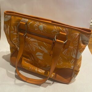 Fossil shoulder bag